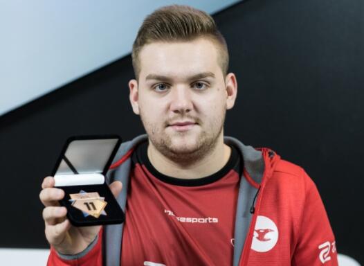 有更稳定的 有更稳定的